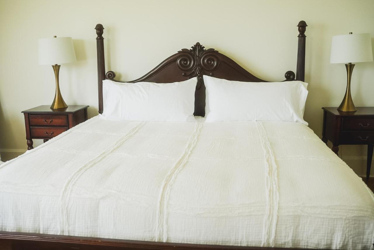 Bellview Luxury Suites Baddeck Inlet Exteriör bild